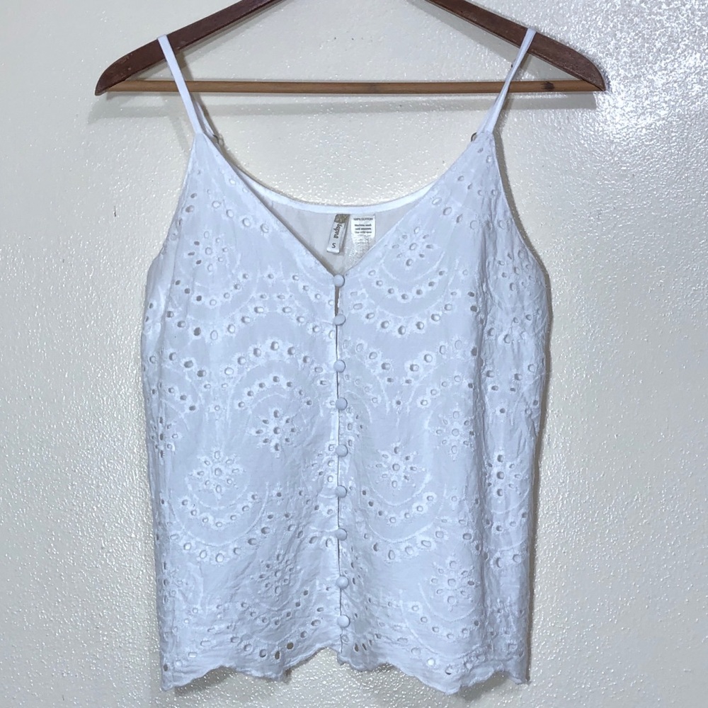 Japna Eyelet Button Front Vneck Tank Top - Picture 2 of 5